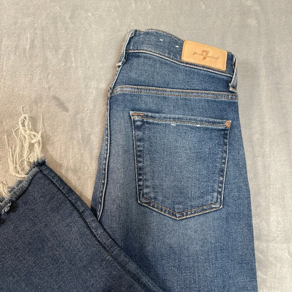 7 For All Mankind Jeans Womens Size 27 Cropped Alexa Blue Distressed Raw Hem - Picture 8 of 8